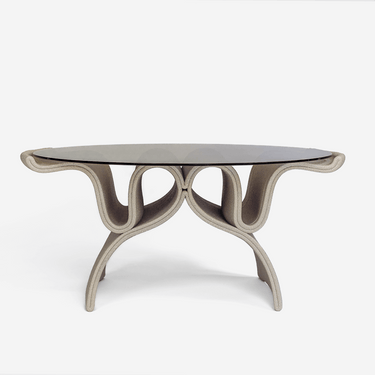 Gigas Table